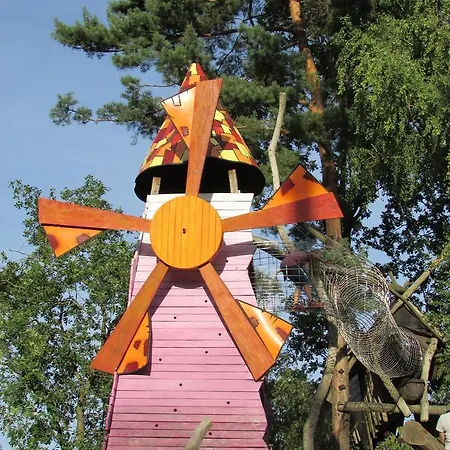 Kulturinsel-Secret World Of Turisedia: Bird'S Nest Tree Hut مكان تخييم *