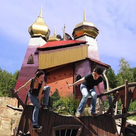 Kulturinsel-Secret World Of Turisedia: Bird'S Nest Tree Hut غورليتز