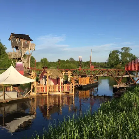 مكان تخييم Kulturinsel-Secret World Of Turisedia: Bird'S Nest Tree Hut غورليتز